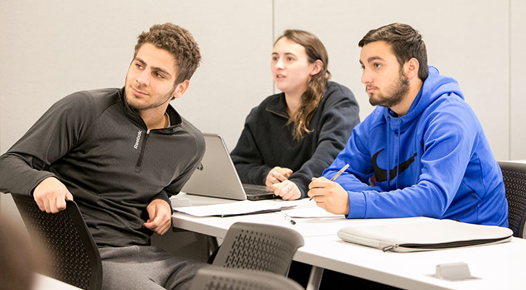 SEU American Studies students in class